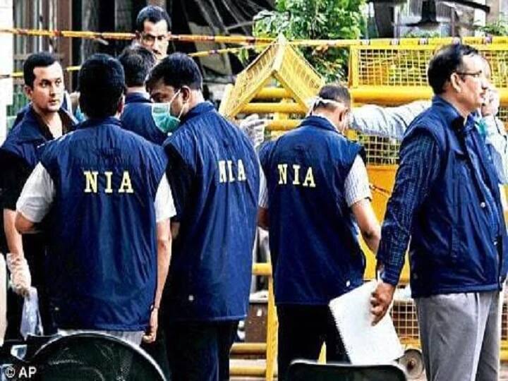 Banihal: NIA chargesheet against dismissed police constable for CRPF convoy attack বানিহালে জঙ্গি হামলার ঘটনায় পুলিশের বরখাস্ত কনস্টেবলের বিরুদ্ধে চার্জশিট এনআইএ-র