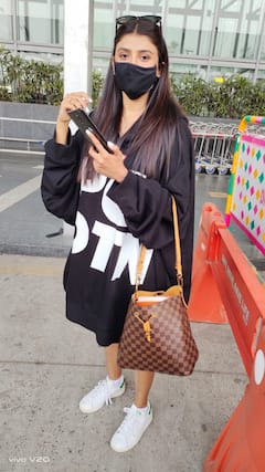 Parno Mitra Photos: ভ্যালেন্টাইন্স ডে-তে গোয়ায় পার্নো, সঙ্গী কে?