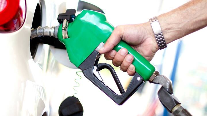 Petrol-Diesel Price again increased after two days relaxation Petrol-Diesel Price: ਦੋ ਦਿਨ ਦੀ ਰਾਹਤ ਮਗਰੋਂ ਅੱਜ ਮੁੜ ਵਧੀਆਂ ਤੇਲ ਦੀਆਂ ਕੀਮਤਾਂ