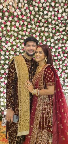 Neel Trina Wedding Photos: রিসেপশনে চাঁদের হাট, কেন্দ্রবিন্দু নীল-তৃণা