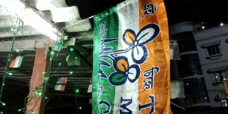 West Bengal Election 2021: TMC party office attack by BJP in Uttar 24  Paraganas WB Election 2021: গারুলিয়ায় তৃণমূল পার্টি অফিসে হামলার অভিযোগ, কাঠগড়ায় বিজেপি
