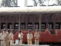 Godhra Train Coach Burning:১৯ বছর পর পুলিশের জালে গোধরায় ট্রেনে অগ্নিকাণ্ডের মূল অভিযুক্ত