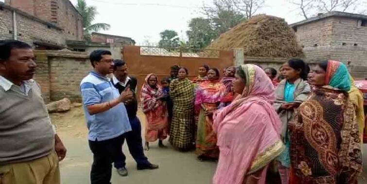 West Bengal Election 2021: political clash for cutting trees in Birbhum, ahead of assembly elections WB Election 2021 News:গাছ কাটা নিয়ে তুলকালাম বীরভূমের পাড়ুইয়ে, তুঙ্গে তৃণমূল-বিজেপি চাপানউতোর