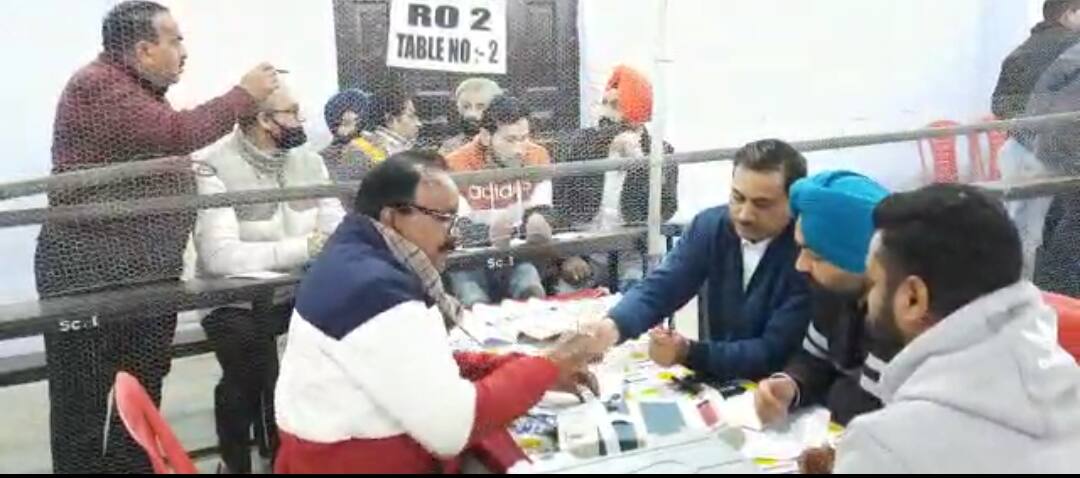 ਮੁਹਾਲੀ ਨਗਰ ਨਿਗਮ ਚੋਣਾਂ ਦਾ ਨਤੀਜਾ, ਵੋਟਾਂ ਦੀ ਗਿਣਤੀ ਸ਼ੁਰੂ Mohali Nagar Nigam election results voting counting start ਮੁਹਾਲੀ ਨਗਰ ਨਿਗਮ ਚੋਣਾਂ ਦਾ ਨਤੀਜਾ, ਵੋਟਾਂ ਦੀ ਗਿਣਤੀ ਸ਼ੁਰੂ
