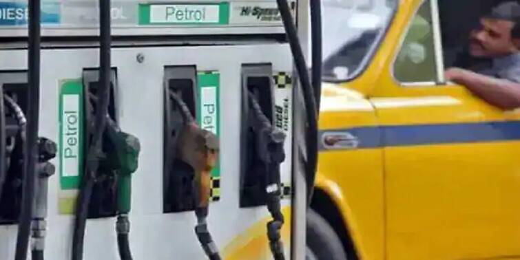 Petrol Diesel Price in Kolkata: Fuel prices have come down after 12 consecutive days of price hikes Petrol Diesel Price in Kolkata: টানা ১২ দিন দামবৃদ্ধির পর কমল জ্বালানির দাম