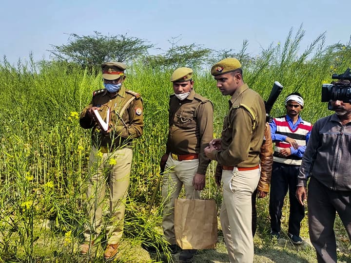 Unnao Case: Police Inform No Injury Marks Detected In Post-Mortem, No Signs Of Being Tied Unnao Case: Autopsy Reveals 'No External Injury' On Teens Found Dead In Baburaha Village, UP Police File Murder FIR