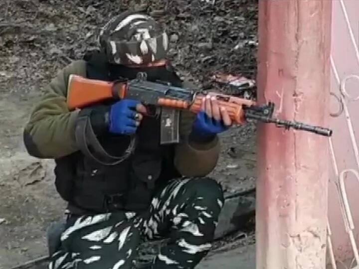 ਜੰਮੂ-ਕਸ਼ਮੀਰ: ਐਨਕਾਊਂਟਰ 'ਚ SPO ਅਲਤਾਫ਼ ਅਹਿਮਦ ਸ਼ਹੀਦ, ਸ਼ੋਂਪੀਆ ਚ ਵੀ ਚੱਲ ਰਿਹਾ ਅੱਤਵਾਦੀਆਂ ਨਾਲ ਮੁਕਾਬਲਾ Jammu Kashmir SPO Altaf Ahmed martyred in encounter with terrorists ਜੰਮੂ-ਕਸ਼ਮੀਰ: ਐਨਕਾਊਂਟਰ 'ਚ SPO ਅਲਤਾਫ਼ ਅਹਿਮਦ ਸ਼ਹੀਦ, ਸ਼ੋਂਪੀਆ ਚ ਵੀ ਚੱਲ ਰਿਹਾ ਅੱਤਵਾਦੀਆਂ ਨਾਲ ਮੁਕਾਬਲਾ
