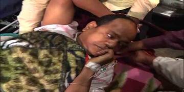Jakir Hossain Health:  সঙ্কট আপাতত সামাল দেওয়া গেছে, স্থিতিশীল জাকির, খবর এসএসকেএম সূত্রে