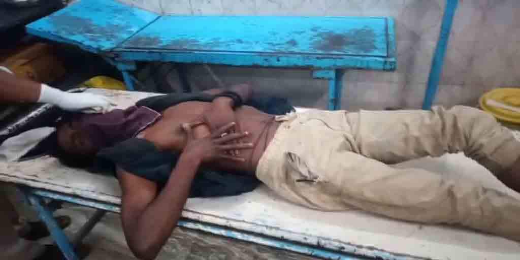 West Bengal Election 2021: Alleged attack on BJP's cha chakra in Nimta area West Bengal Election 2021: নিমতায় বিজেপির চা চক্রে হামলার অভিযোগ