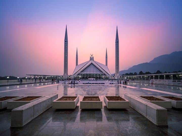 Twitter Reacts To Petition To Change Islamabad's Name To Islama'GOOD' Petition To Change Islamabad's Name To Islama'GOOD' Sparked Funny Twitter Reactions