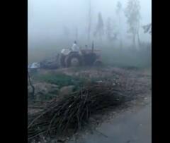 ਖੇਤੀ ਕਾਨੂੰਨਾਂ ਖ਼ਿਲਾਫ਼ ਖੜ੍ਹੀਆਂ ਫਸਲਾਂ ਵਾਹੁਣ ਲੱਗੇ ਕਿਸਾਨ