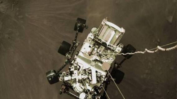 Perseverance: সফলভাবে মঙ্গলের মাটিতে অবতরণের পরেই ছবি পাঠাচ্ছে পার্সিভিয়ারেন্স