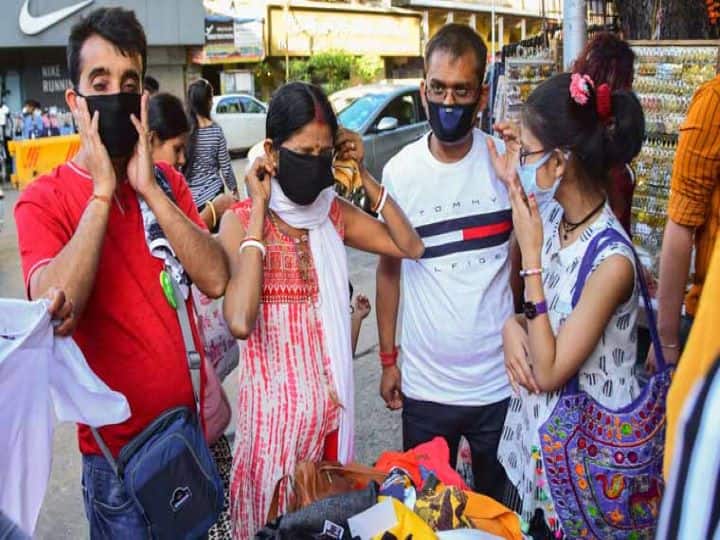 Maharashtra Coronavirus Surge: Mumbaikars To Be Fined Rs 200 If Found Without Masks Maharashtra Coronavirus Surge: Mumbaikars To Be Fined Rs 200 If Found Without Masks