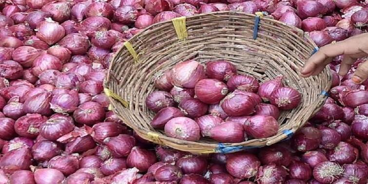 Onion Price hike in West Bengal due to less supply of Onion from Nashik Onion Price: নাসিকের পেঁয়াজে জোগানে ঘাটতি, সেই কারণেই দাম বেড়েছে, দাবি বিক্রেতাদের একাংশের