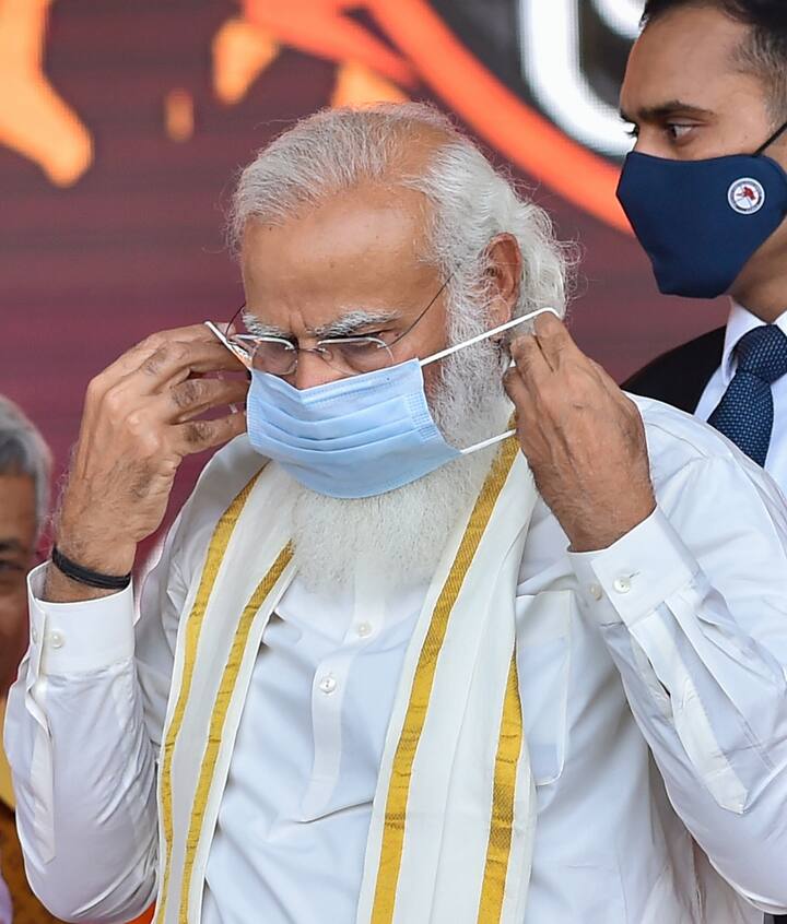 Failure to keep the place of the creator of such 'amar gaan' in a good state is an injustice to West Bengal's pride & there is huge politics involved in this -- the politics which focuses on vote bank, not patriotism; appeasement, not Sabka Sath, Sabka Vikas: PM Modi (Image Courtesy: PTI)