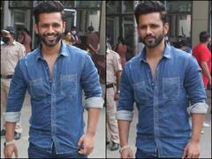 ‘Bigg Boss 14’ Contestant Rahul Vaidya Spotted At Siddhi Vinayak Mandir; See Pics