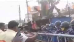 WB Election 2021 : শহরে রথ ঢুকতে বাধা, কাঁচরাপাড়ায় বিজেপির 'পরিবর্তন যাত্রা' ঘিরে ধুন্ধুমার