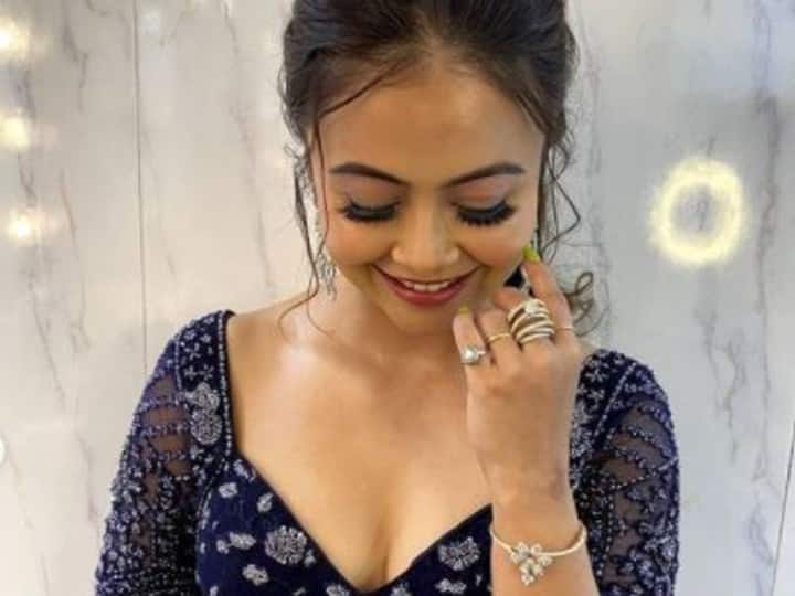 Bigg Boss 14's Devoleena Bhattacharjee Confirms She's Getting Married To Boyfriend, Deets Inside! Bigg Boss 14's Devoleena Bhattacharjee Confirms She's Getting Married To Boyfriend, Deets Inside! Bigg Boss 14's Devoleena Bhattacharjee Confirms She's Getting Married To Boyfriend, Deets Inside!