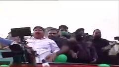 West Bengal Election 2021: নেতাদের লক্ষ্য করে ঝাঁটা-জুতো-কালো পতাকা, বিজেপির পরিবর্তন যাত্রা ঘিরে ধুন্ধুমার আমহার্স্ট স্ট্রিট