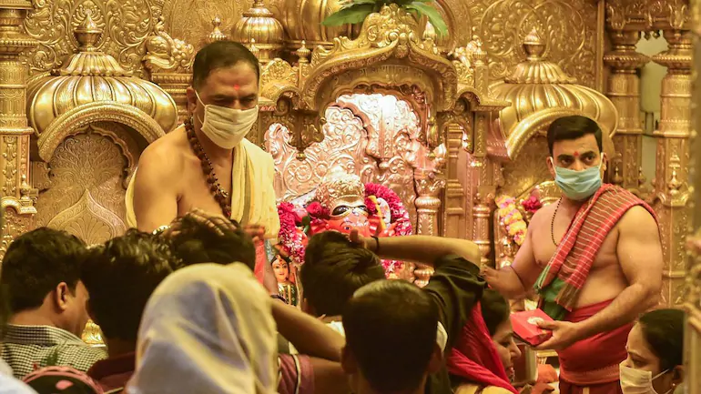 Before You Plan Your Visit To Siddhivinayak Temple; Read These New Covid-19 Guidelines