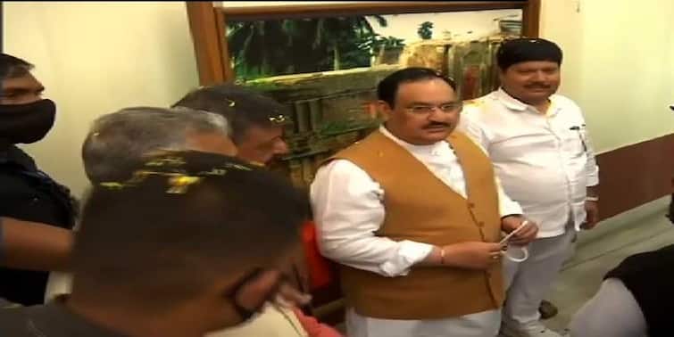 West Bengal Election 2021: BJP JP Nadda visited bengali writers home ahead of assembly elections WB Election 2021: ফের মনীষী স্মরণে বিজেপি, কটাক্ষ তৃণমূলের