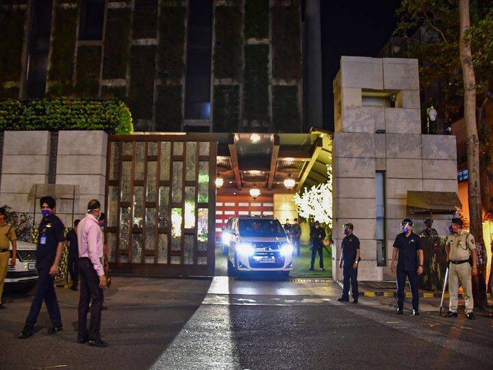 Police is questioning 9 witnesses about the incident and are also probing the local shopkeepers to find out about the driver who parked the car. (Image Courtesy: PTI)