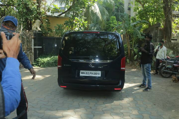 Meanwhile, on the professional front, Hrithik was last seen starring in the movie 'War' alongside Tiger Shroff. (Image courtesy - Manav Maglani)