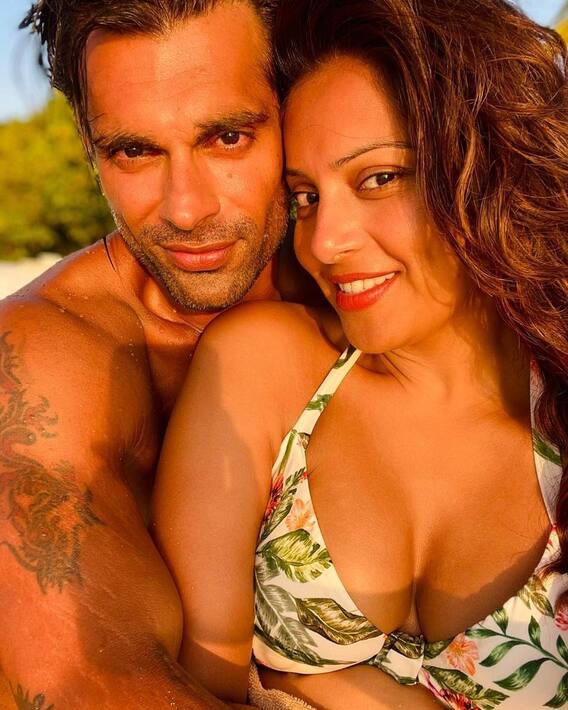 Bollywood actress Bipasha Basu and her husband Karan Singh Grover are enjoying a dreamy vacation in the exotic locales of Maldives. The two lovebirds have set the internet on fire with their gorgeous snaps from their vacation.