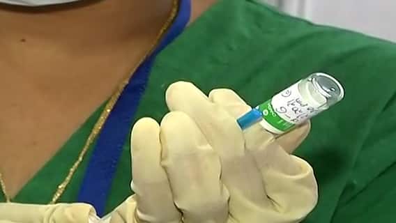 Corona Vaccination in India: ਕੋਰੋਨਾ ਟੀਕਾਕਰਣ ਦਾ ਦੂਜਾ ਪੜਾਅ 1 ਮਾਰਚ ਤੋਂ ਸ਼ੁਰੂ, ਜਾਣੋ ਕਿੱਥੇ ਕਰੋ ਰਜਿਸਟਰ ਅਤੇ ਕੀ ਹੈ ਪ੍ਰਕਿਰਿਆ ਸਮੇਤ ਕੁਝ ਅਹਿਮ ਗੱਲਾਂ Corona Vaccination in India: ਕੋਰੋਨਾ ਟੀਕਾਕਰਣ ਦਾ ਦੂਜਾ ਪੜਾਅ 1 ਮਾਰਚ ਤੋਂ ਸ਼ੁਰੂ, ਜਾਣੋ ਕਿੱਥੇ ਕਰੋ ਰਜਿਸਟਰ ਅਤੇ ਕੀ ਹੈ ਪ੍ਰਕਿਰਿਆ ਸਮੇਤ ਕੁਝ ਅਹਿਮ ਗੱਲਾਂ