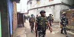 West Bengal Election 2021: রাজ্য জুড়ে কেন্দ্রীয় বাহিনীর রুট মার্চ, নিরাপত্তার আশ্বাস বাসিন্দাদের