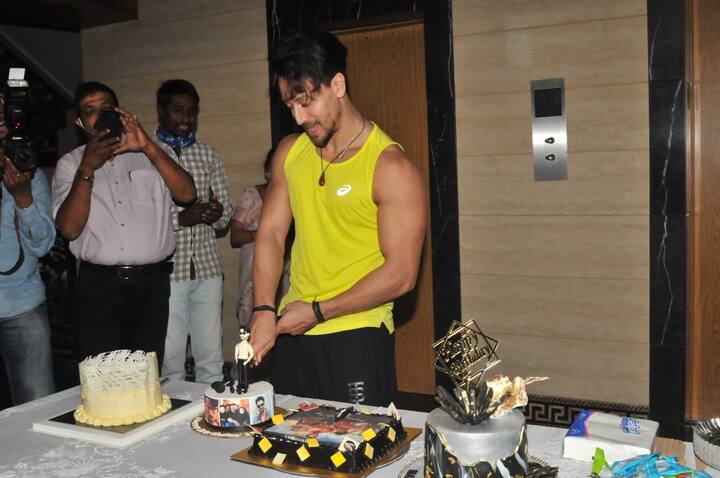 Born to actor Jackie Shroff, Tiger is the elder child and has a sister named Krishna Shroff, who is 3 years younger to him. (Image courtesy - Manav Manglani)