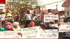 Kalighat SSC Protest : মুখ্যমন্ত্রী বাড়ির কাছে রাস্তায় শুয়ে প্রতিবাদ এসএসসি চাকরিপ্রার্থীদের