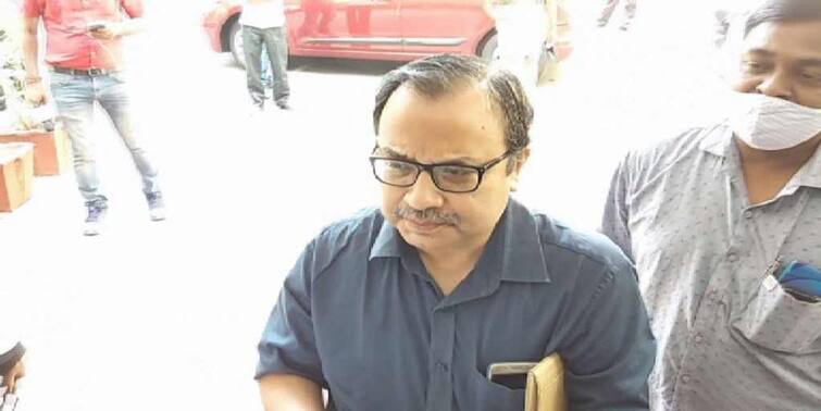 Saradha Scam: TMC spokesperson Kunal Ghosh arrives at CGO Complex Saradha Scam: 'যতবার চাইবে ততবার হাজিরা দেব', ইডি দফতরে ঢোকার আগে কুণাল