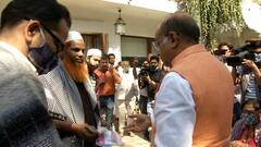 Perfect example of Hindu-Muslim brotherhood captured on ABP News camera
