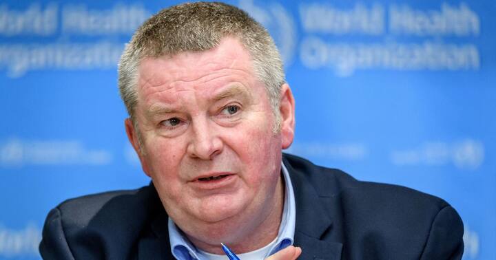 WHO ਨੇ ਕਿਹਾ ਹੈ ਕਿ ਜੇ ਅਸੀਂ ਉਮੀਦ ਕਰ ਰਹੇ ਹਾਂ ਕਿ ਸਾਲ 2021 ਦੇ ਅੰਤ ਤੱਕ ਕੋਰੋਨਾ ਖ਼ਤਮ ਹੋ ਜਾਏਗੀ, ਤਾਂ ਇਹ ਵਾਜਬ ਨਹੀਂ। ਭਾਰਤ ਸਮੇਤ ਦੁਨੀਆ ਦੇ ਕਈ ਦੇਸ਼ਾਂ ਵਿੱਚ ਕੋਰੋਨਾ ਦੇ ਕੇਸ ਇੱਕ ਵਾਰ ਫਿਰ ਵਧ ਰਹੇ ਹਨ।