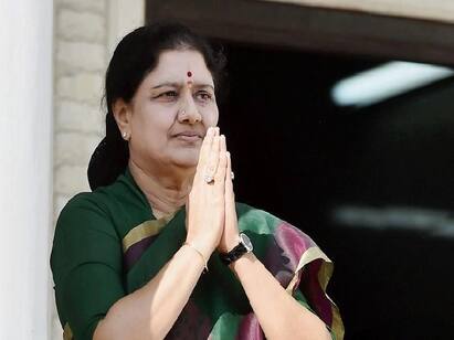 TN Election 2021 Sasikala quits politics public life asks ADMK cadres to stand united ensure DMK defeated forthcoming Tamil Nadu 2021 elections Sasikala Quits Politics:তামিলনাড়ুতে ভোটের আগে রাজনীতি ছাড়লেন শশীকলা