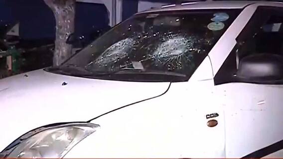 ৭টায় বাংলা (৪): ফের রাতের কলকাতায় 'দাদাগিরি', ক্যাব ভাঙচুর ও চালককে মারধরের অভিযোগ যাত্রীদের বিরুদ্ধে