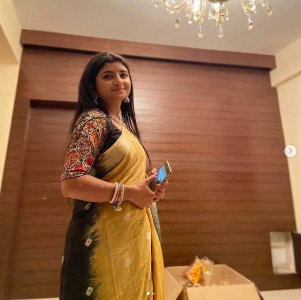 এরপর ২০১৮ সালে সাত পাকে বাঁধা পড়েন অদিতি। পাত্র কাউন্সিলর দেবরাজ চক্রবর্তী।