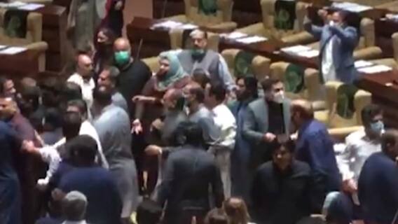 Pakistan: Scuffle Takes Place In Sindh Vidhan Sabha, Video Goes Viral