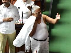 ਕਾਂਗਰਸੀ ਵਿਧਾਇਕ ਨੇ ਸੂਬਾ ਸਰਕਾਰ ਅਤੇ ਪੁਲਿਸ ਦੇ ਵਿਰੋਧ 'ਚ ਸਦਨ ਅੰਦਰ ਉਤਾਰੀ ਕਮੀਜ਼