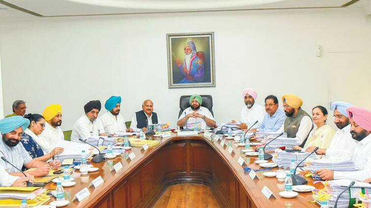 Punjab Cabinet seals recommendations of 6th Pay commission ਪੰਜਾਬ ਕੈਬਨਿਟ ਵੱਲੋਂ 6ਵੇਂ ਵਿੱਤ ਕਮਿਸ਼ਨ ਦੀਆਂ ਸਿਫਾਰਸ਼ਾਂ 'ਤੇ ਮੋਹਰ