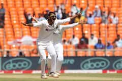 IND vs ENG, 4th Test Day 3 LIVE: তিনদিনেই গুটিয়ে গেল টেস্ট, ইনিংসে জয় ভারতের