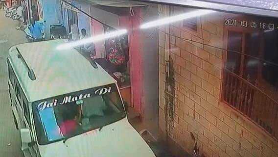 Sikar: High speed car rams into narrow road