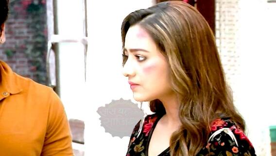 Anupamaa: Kavya FAVOURS Anupamaa!