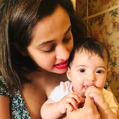 Finally! Singer Shweta Pandit Reveals Full Face Of Baby Girl Izana A Year After Her Birth And She Is A Cutie Pie