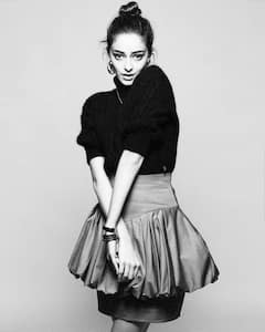 Ananya Panday: সোশ্যাল মিডিয়ায় নজর কাড়ল অনন্যা পান্ডের ফটোশ্যুটের সাদা-কালো ছবি