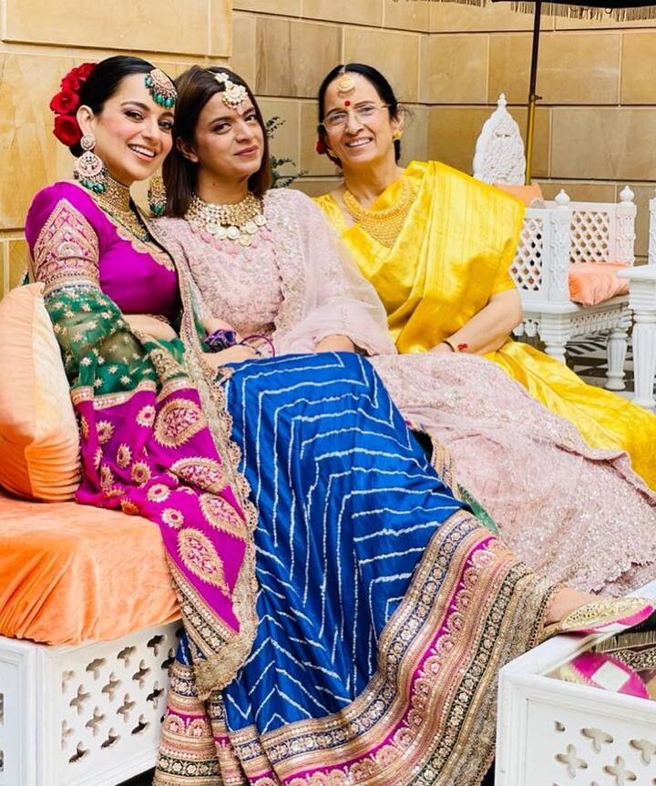 She shared some pictures with her mother, sister Rangoli Chandel and her sister-in-law. (Image courtesy - @kanganaranaut/Instagram)