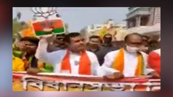 West Bengal Assembly Election 2021: মহারণ! নন্দীগ্রামে সভা মমতার, ঝাড়গ্রামে প্রার্থীদের নিয়ে রোড শো শুভেন্দুর