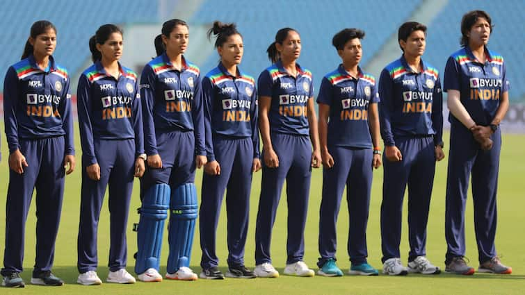 IND Vs SA: India Women Bowl Out Proteas Women For 157 In The 2nd ODI, Jhulan Goswami Picks 4 Crucial Wickets, Direct Live Streaming Link Below