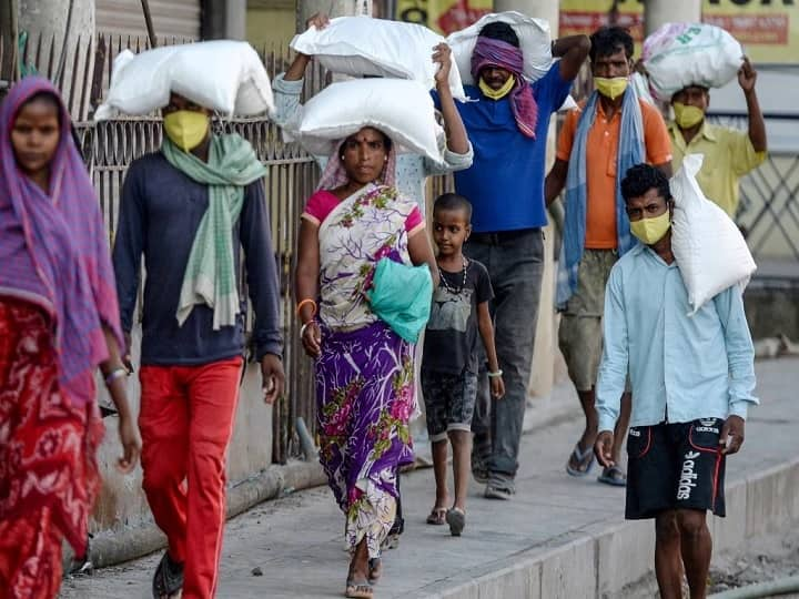 Unemployment news Update Jobloss data revealed by Goevrnment during lockdown imposed due to Covid19 pandemic Unemployment news Update: कोरोना महामारी की पहली लहर में कितने लोगों ने गंवाया रोजगार, सरकार ने संसद को दी जानकारी